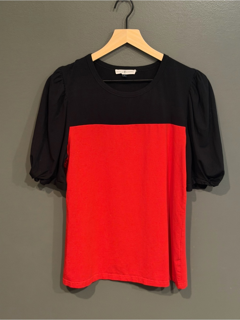 Colorblock Puff Sleeve Blouse in Red and Black